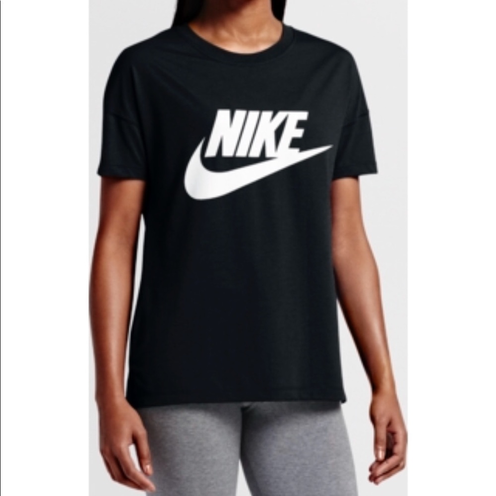 Nike women’s black signal logo dri fit tee